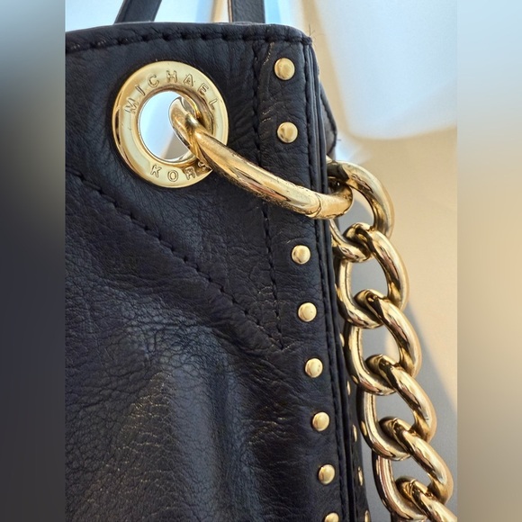 Michael Kors Uptown Astor Black Gold Studded Leather Carryall Large Tote Bag - Picture 8 of 9